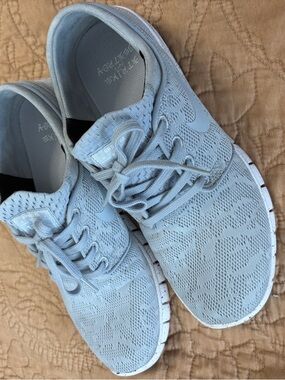 Nike Men’s Air Zoom Stefan Janoski Max SB Wolf Grey White